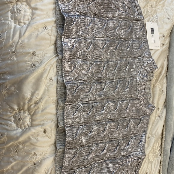 NWT Noli shop metallic silver sweater - Picture 5 of 10